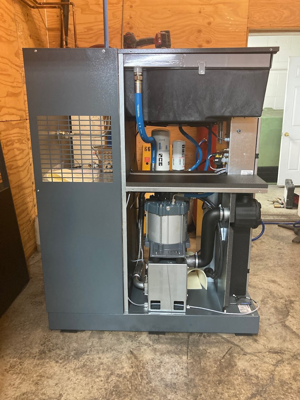 Compresseur Deipax inc. | 8950 Boul de la Grande Allée, Suite 123, Mirabel, QC J7J 0T3, Canada | Phone: (438) 830-6438