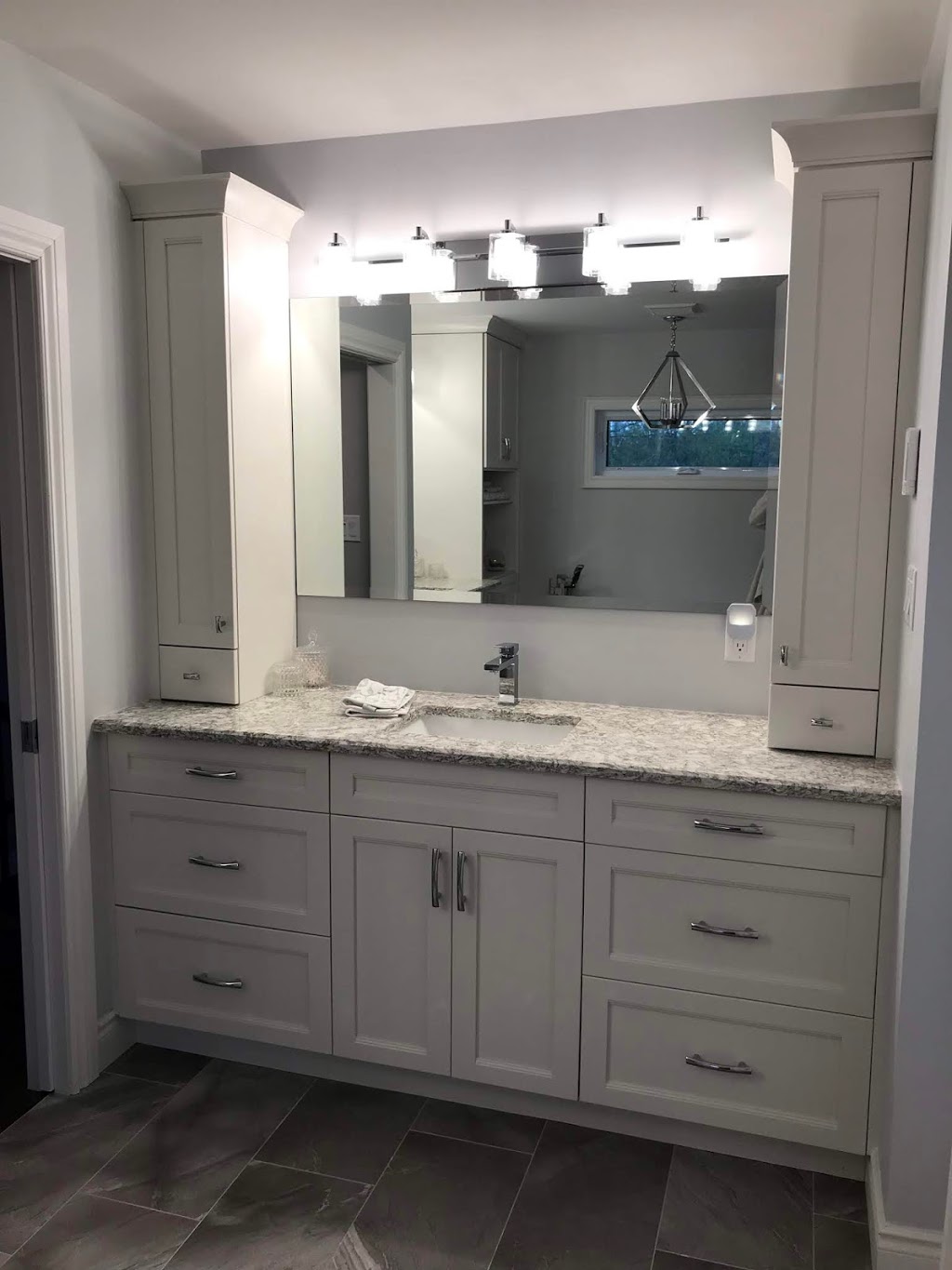 Design Loft | Upper Level of Simcoe Building Centre, 140 Ferndale Dr N, Barrie, ON L4M 4T2, Canada | Phone: (705) 728-1773