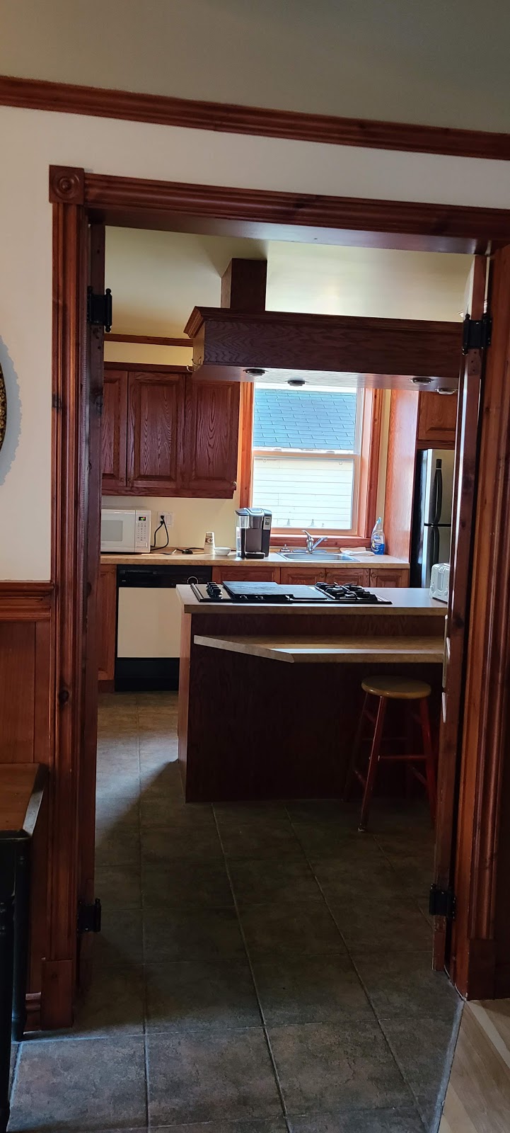 Auberge Mr.James | 167 Rue Fraser, Rivière-du-Loup, QC G5R 1E2, Canada | Phone: (418) 862-9895