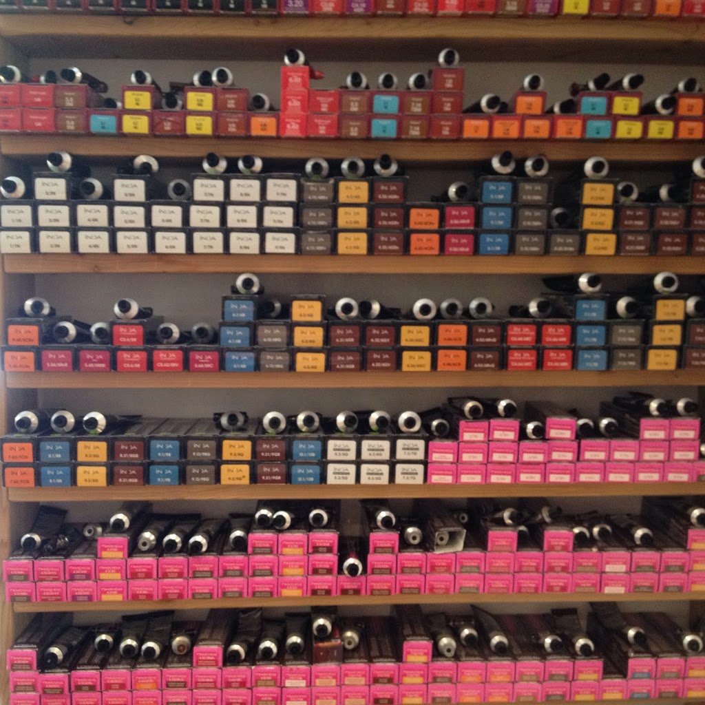 Graffiti Coiffure | 1220 Rue Beaubien E, Montréal, QC H2S 1T7, Canada | Phone: (514) 277-6903