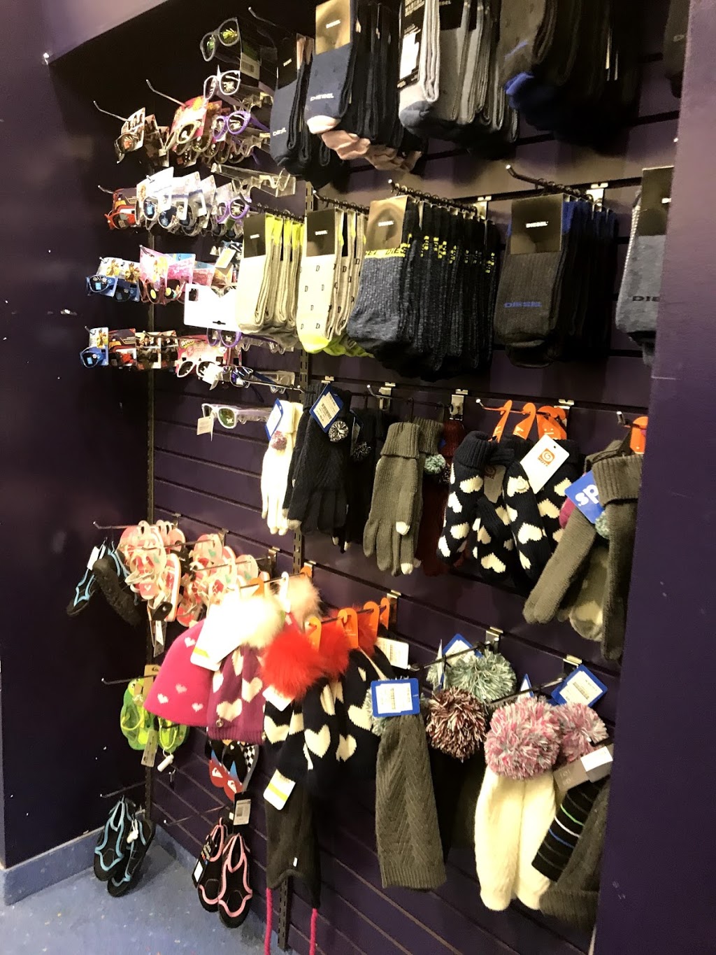 The Shoe Company | 3175 Hwy 7 UNIT 300, Markham, ON L3R 0T9, Canada | Phone: (905) 477-0697