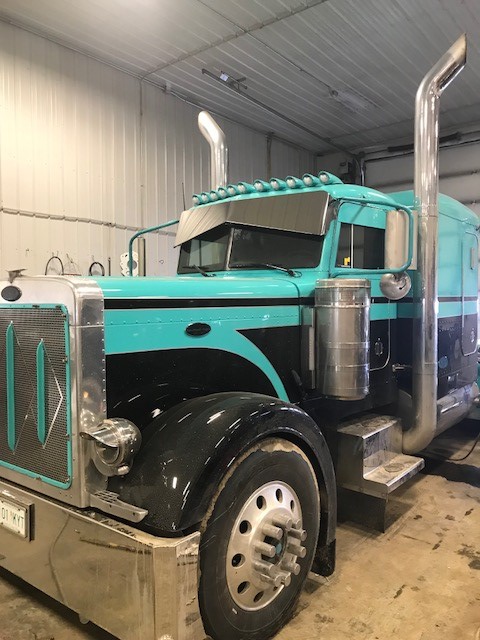 Platinum Truck Center | 405 19th AVE SE, Weyburn, SK S0C 1X0, Canada | Phone: (306) 848-9000