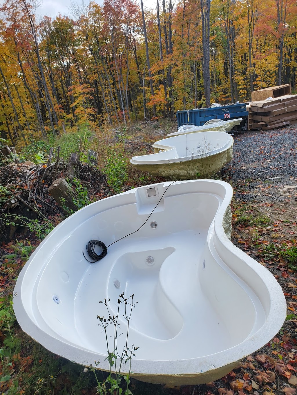 Piscines Urbania | 885 Rue Mountain, Granby, QC J2H 0L5, Canada | Phone: (514) 640-1777