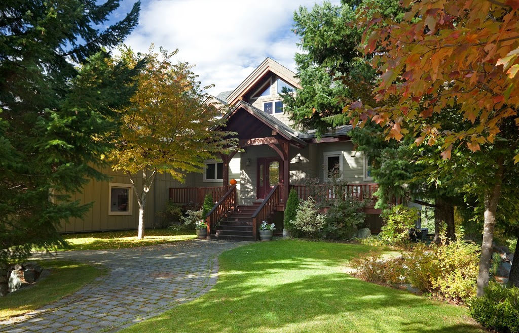 Tree Top Homes | 1715 Pinewood Dr, Pemberton, BC V0N 2L3, Canada | Phone: (604) 905-0609