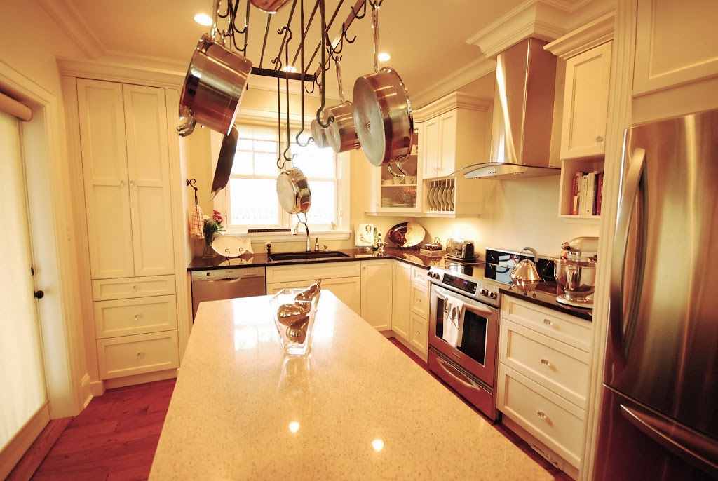 Villamar Construction Ltd | 6825A Veyaness Rd, Saanichton, BC V8M 2A7, Canada | Phone: (778) 351-4088