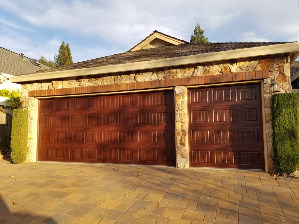 Able Garage Door | 218 Jacob St, Cambridge, ON N3H 2T9, Canada | Phone: (226) 777-3036