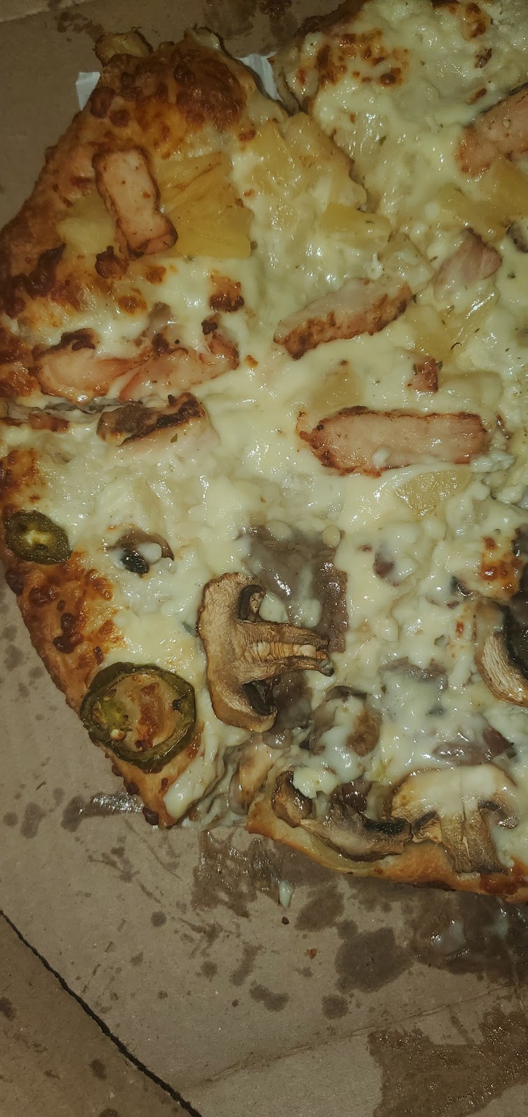 Dominos Pizza | 2952 Bank St Unit 6, Ottawa, ON K1T 1N8, Canada | Phone: (613) 738-4444