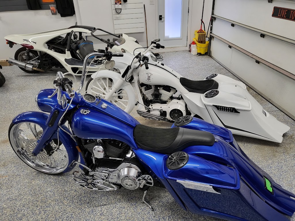 Monkey cycle | 766 Rue Notre-Dame, Saint-Sulpice, QC J5W 3W7, Canada | Phone: (514) 706-9944
