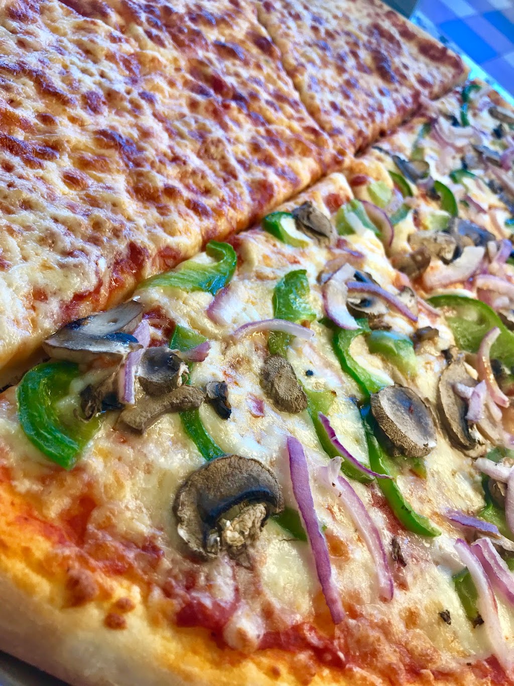 Pizza Nova | 256 Queen St S, Bolton, ON L7E 4T7, Canada | Phone: (416) 439-0000