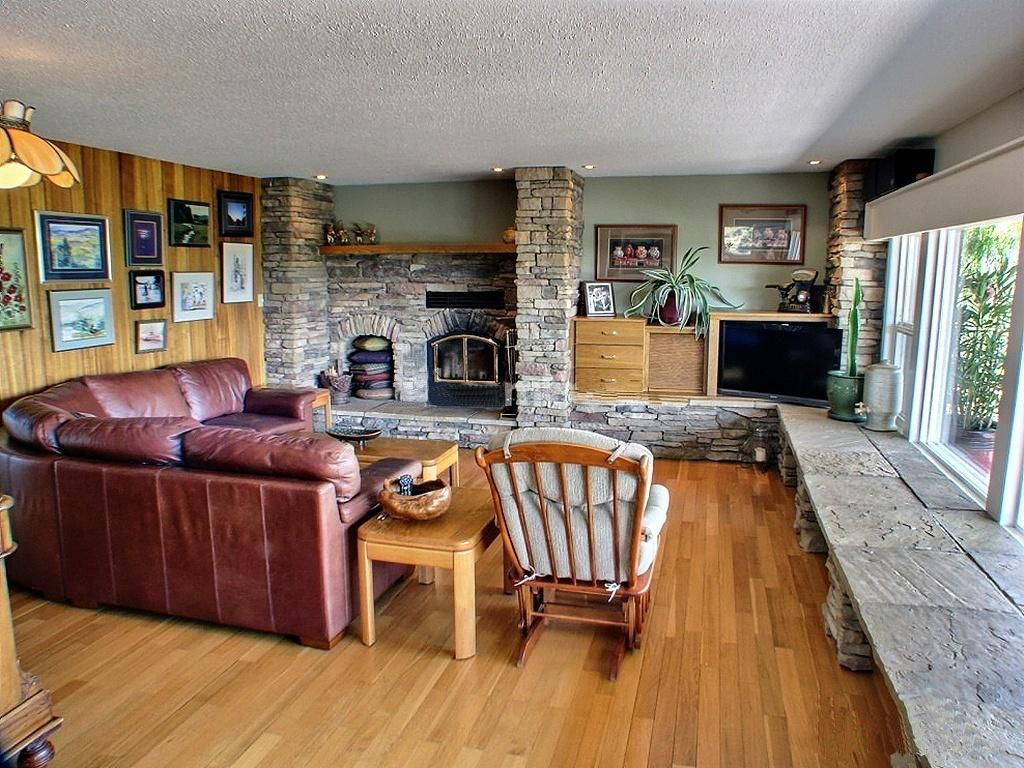 Beth Garrish - Move to Wine Country - Royal LePage South Country | 5717 Main St, Oliver, BC V0H 1T9, Canada | Phone: (250) 498-9867