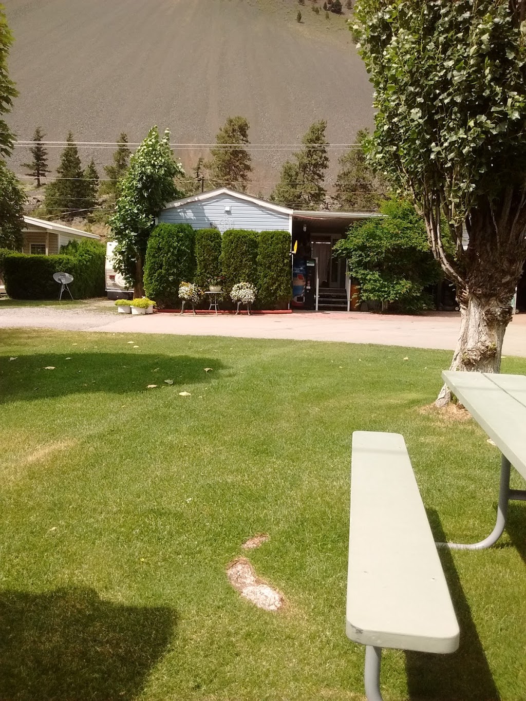 Eagle RV Park and Campground | 3169 10 Ave, Keremeos, BC V0X 1N1, Canada | Phone: (250) 499-5439
