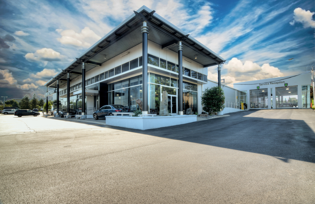 Mercedes-Benz Of Buffalo | 8185 Main St, Williamsville, NY 14221, USA | Phone: (716) 271-0539