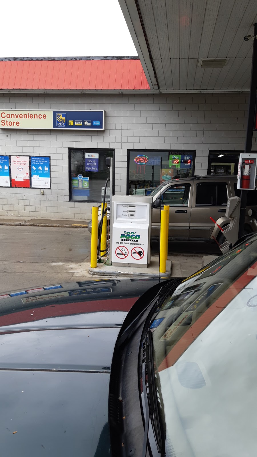 Esso | 3210 Smith Dr, Armstrong, BC V0E 1B1, Canada | Phone: (250) 546-3772