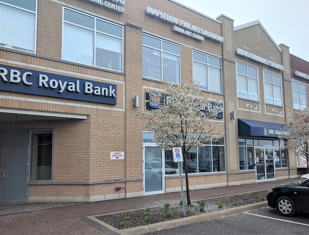 RBC Royal Bank | 483 Dundas St W, Oakville, ON L6M 4M2, Canada | Phone: (905) 842-4353