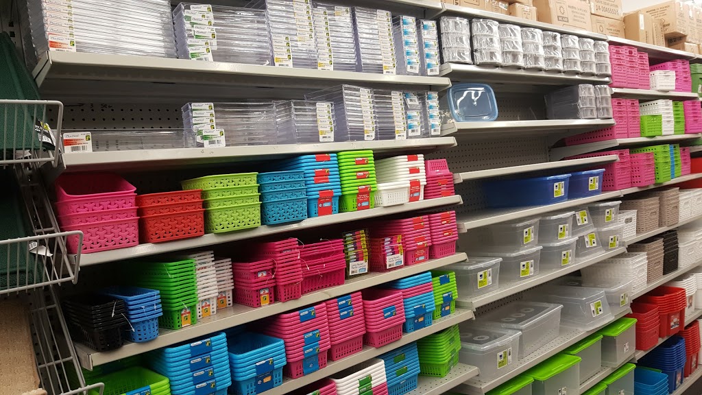 Dollarama | 70 Carroll St E Strathroy Crossing, Strathroy, ON N7G 4G2, Canada | Phone: (519) 245-7439