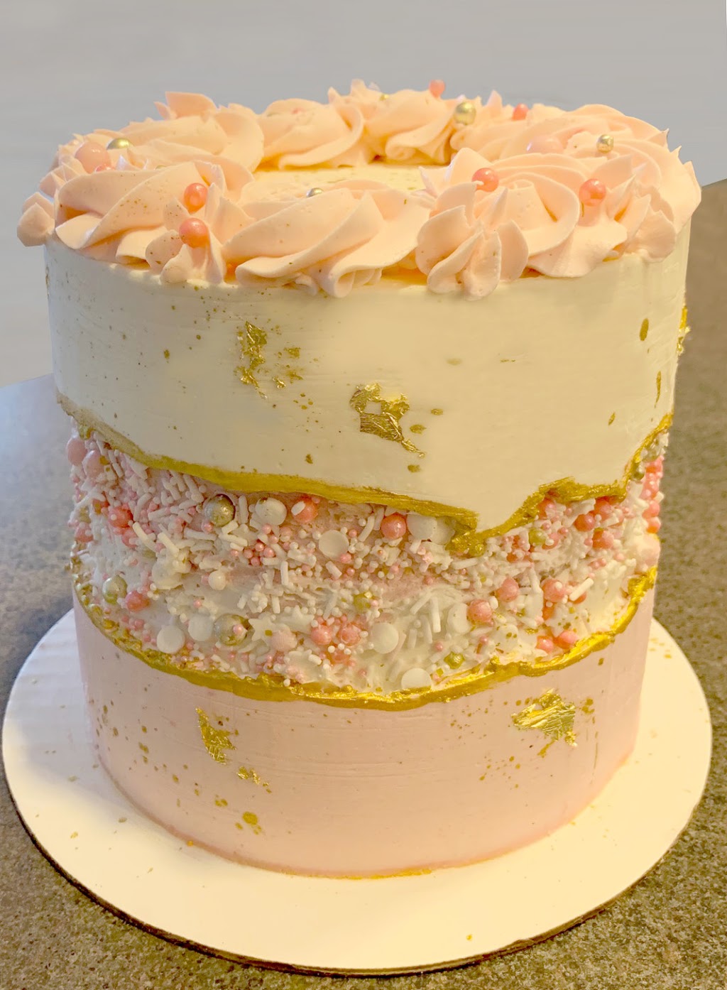 Sweetnd Custom Cakes | 16 Evansbrooke Landing NW, Calgary, AB T3P 1G5, Canada | Phone: (403) 585-5139