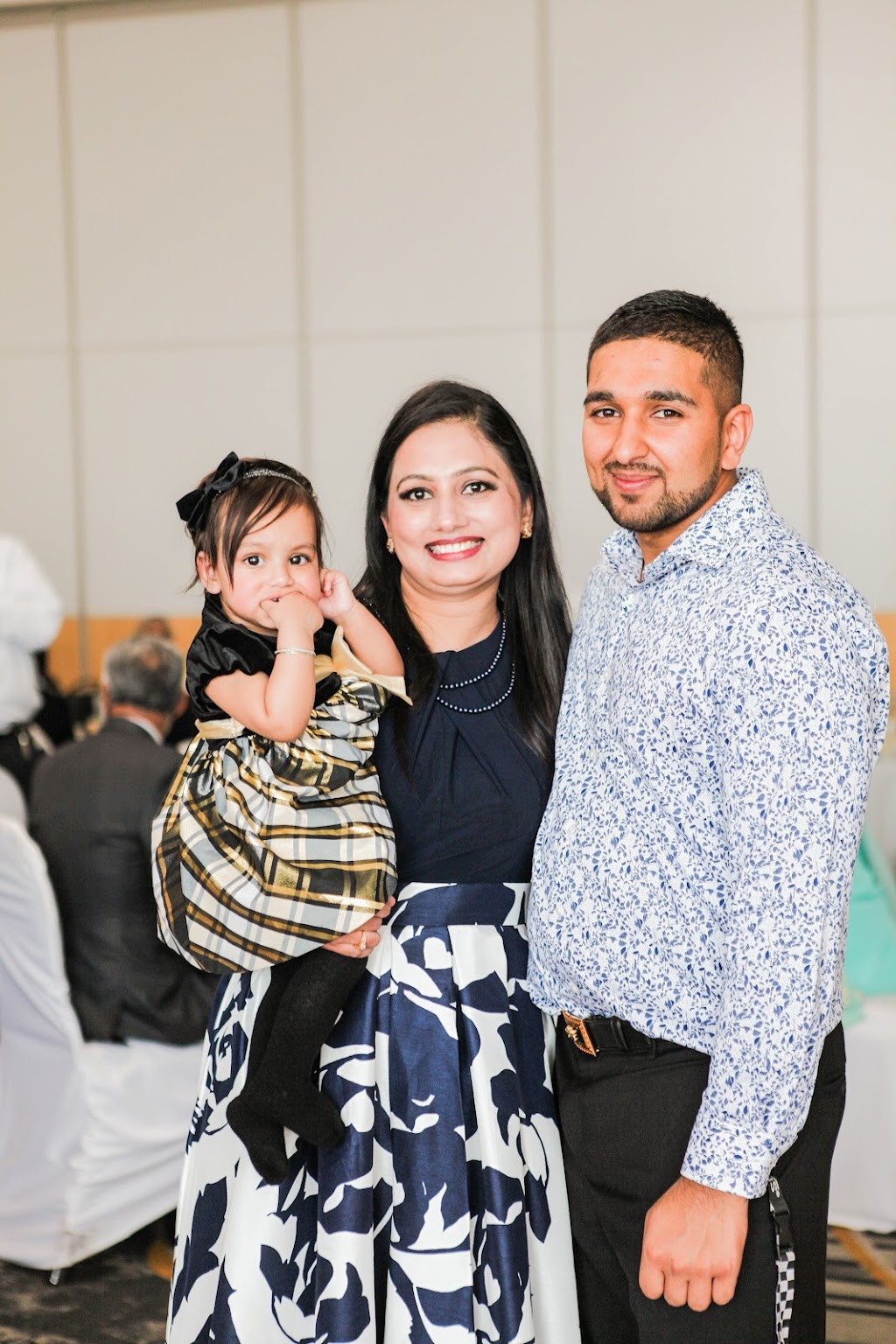 Monika Boparai Photography | 999 W 57th Ave, Vancouver, BC V6P 6Y9, Canada | Phone: (778) 995-7838