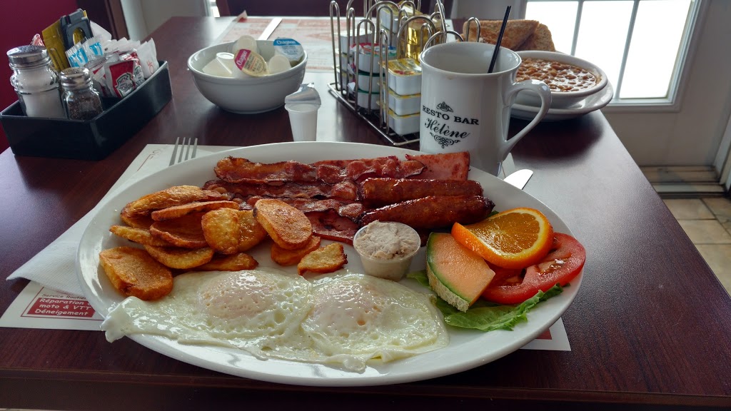 Resto Bar Hélène | 9030, rue de la Montagne, Valcourt, QC J0E 2L0, Canada | Phone: (450) 532-3575