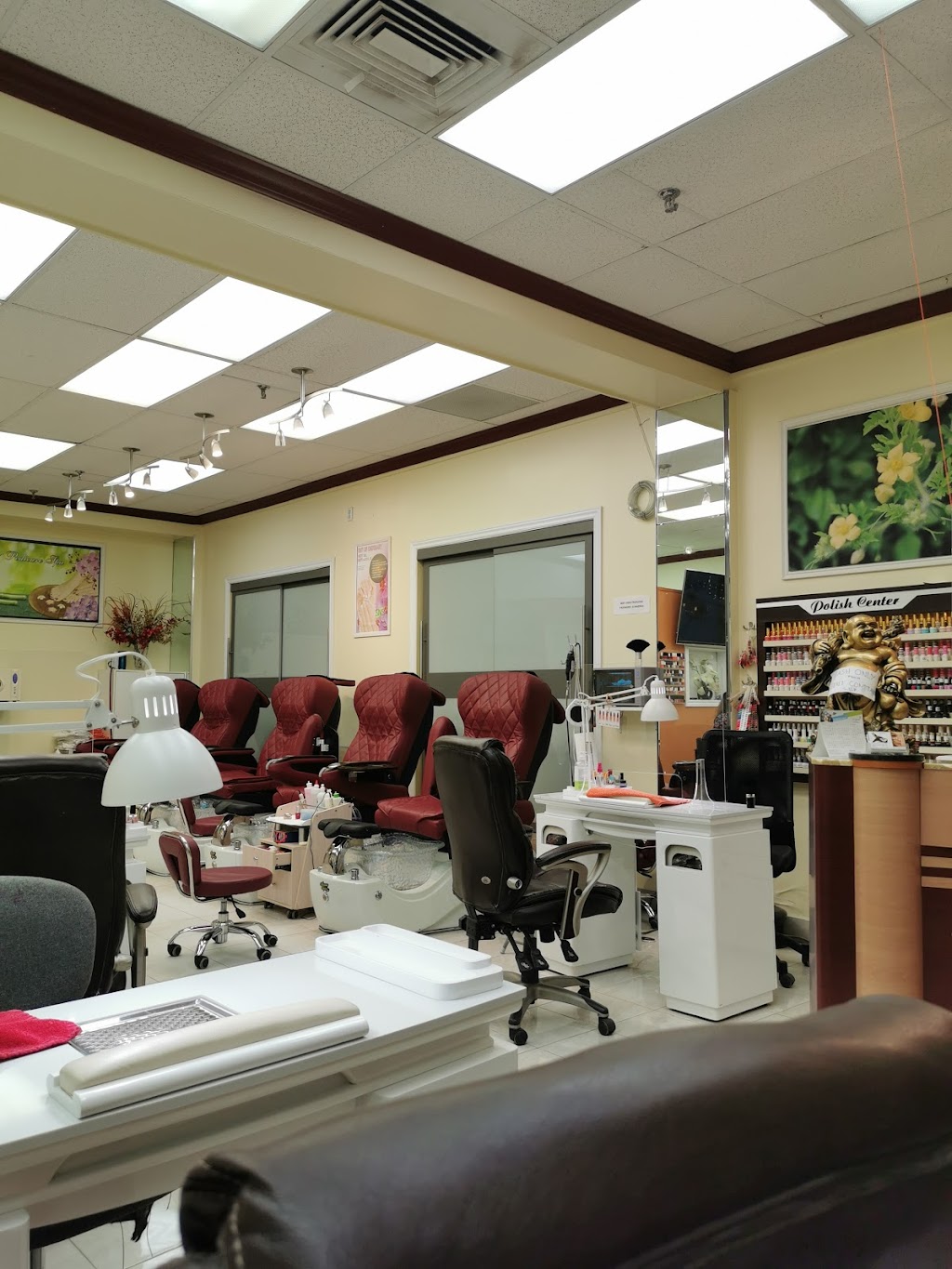 Centre Des Ongles | 7250 Bd Taschereau, Brossard, QC J4W 1M9, Canada | Phone: (450) 923-9090
