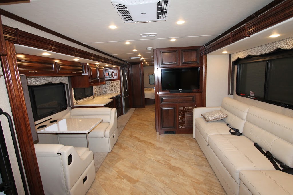 Bella Vista RV Centre Inc | 31 Booth St, Hawkestone, ON L0L 1T0, Canada | Phone: (866) 363-2878