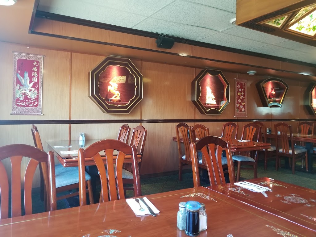 Driftwood Restaurant Campbell River | 4329 S Island Hwy, Campbell River, BC V9H 1E7, Canada | Phone: (250) 923-5505