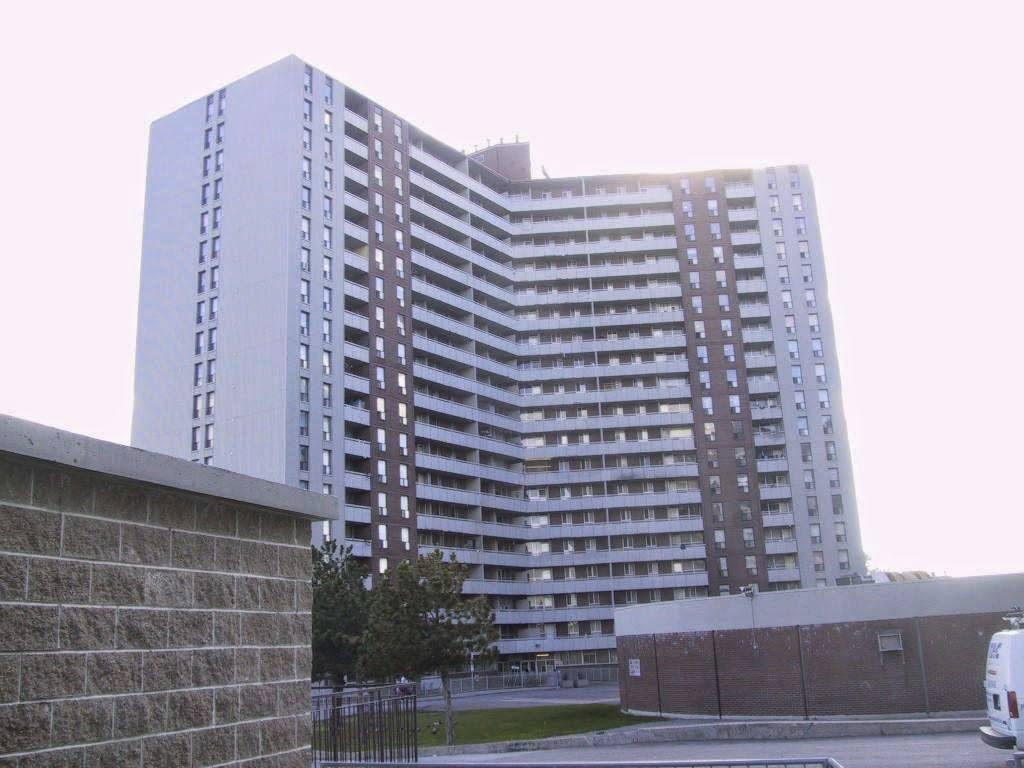 Willowridge Towers | point of interest | 10 Willowridge Rd, Etobicoke, ON M9R 3Y9, Canada | 4162492541 OR +1 416-249-2541