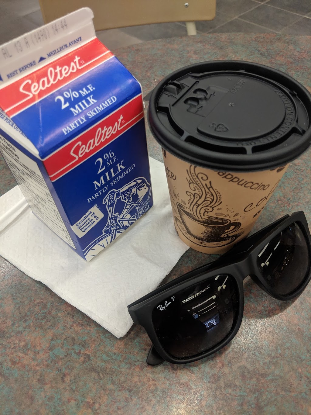 Donut Cafe | 301 Oxford St W, London, ON N6H 1S6, Canada | Phone: (519) 645-1837