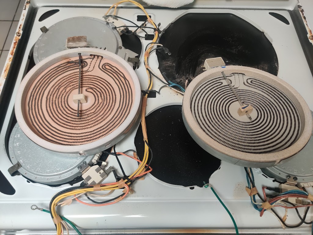 Priority appliance Repair | 35 Bluegrass Dr, Kanata, ON K2M 1G2, Canada | Phone: (343) 576-5809