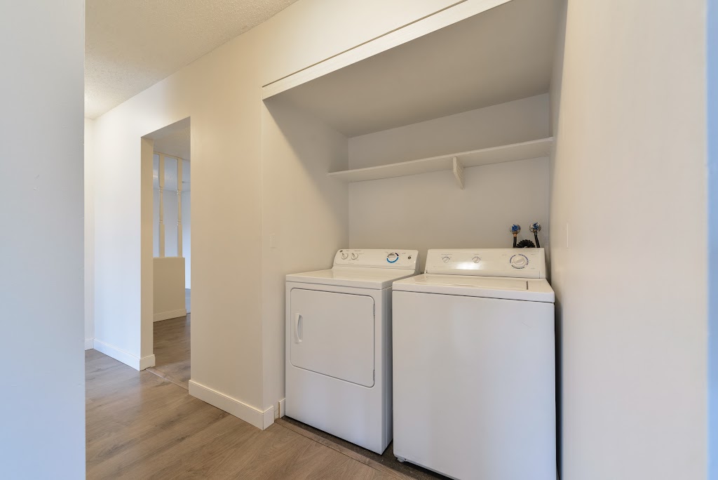 Garden Oaks | 2803 79 St NW, Edmonton, AB T6K 3Z7, Canada | Phone: (780) 414-6617