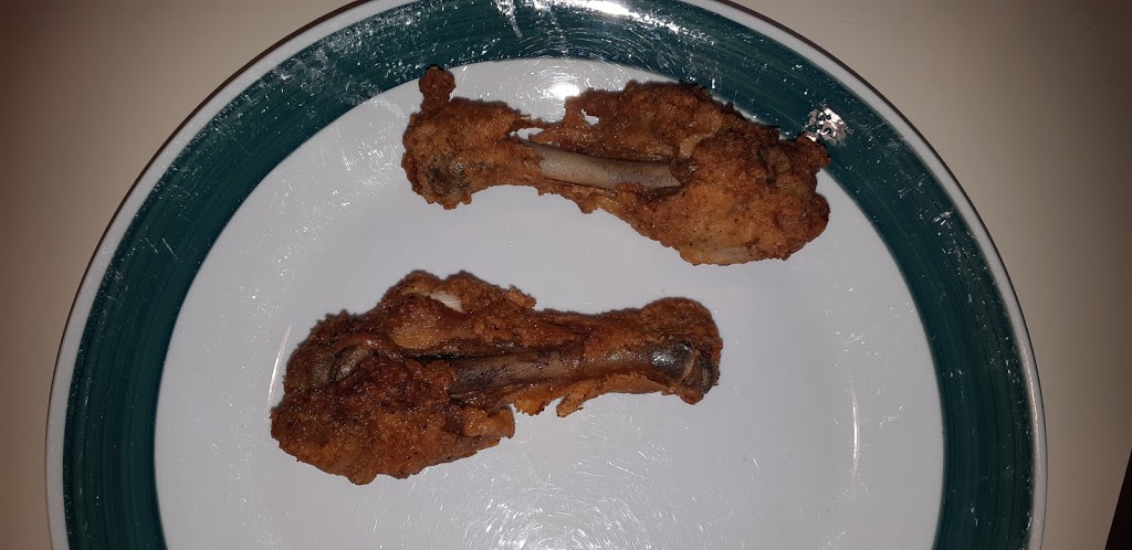 KFC | 70 First St, Collingwood, ON L9Y 1A3, Canada | Phone: (705) 445-0491