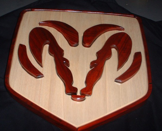 Doghouse Intarsia | 341 Thompson Dr, Belmont, ON N0L 1B0, Canada | Phone: (519) 644-0603