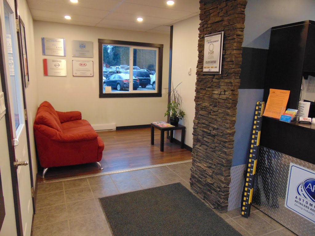 Georgia Straight Collision | 2317 Cousins Ave, Courtenay, BC V9N 3N6, Canada | Phone: (250) 338-9636