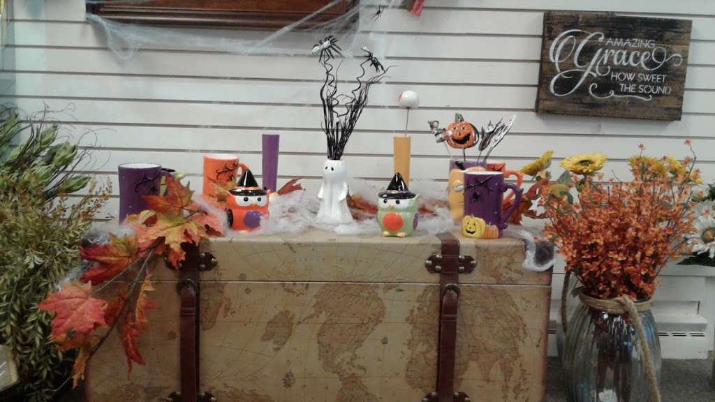 Ullenbruchs Flowers & Gifts | 1839 Lapeer Ave, Port Huron, MI 48060, USA | Phone: (810) 985-6175