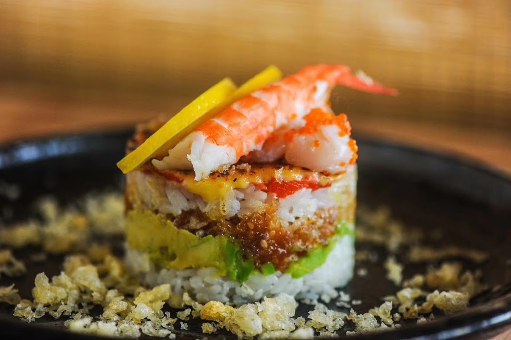 Mauna Sushi | 14839 108 Ave, Surrey, BC V3R 1W2, Canada | Phone: (604) 930-2949