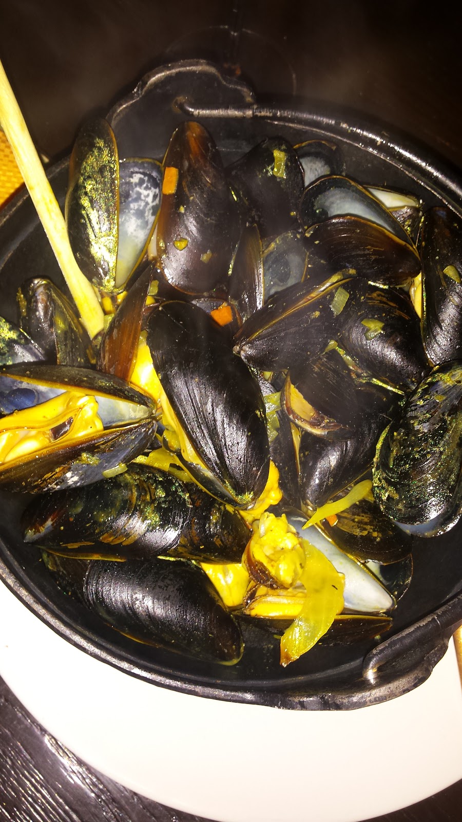 Spice Root Kitchen + Bar | 40022 Government Rd, Garibaldi Highlands, BC V0N 1T0, Canada | Phone: (604) 567-2772