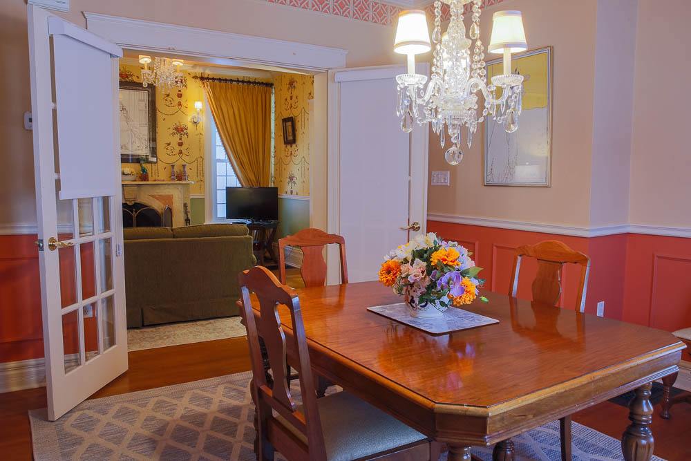 Sallys Place | 295-299 Ontario St, Stratford, ON N5A 3H6, Canada | Phone: (519) 272-2383