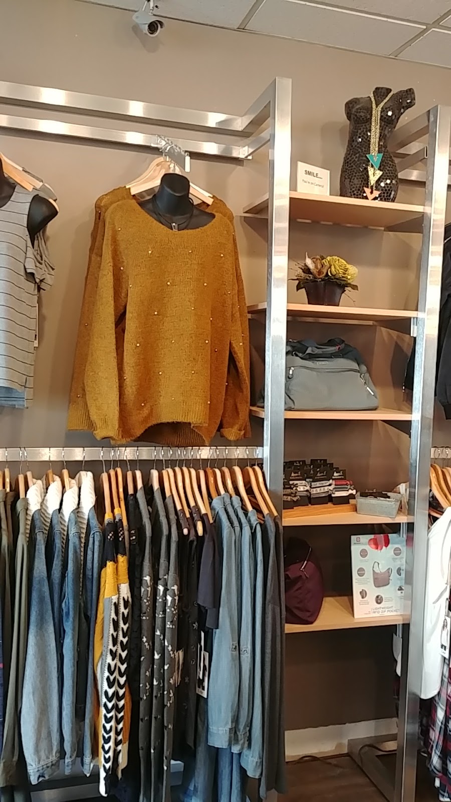 Xclusive Elements | 7 Front St, St. Jacobs, ON N0B 2N0, Canada | Phone: (519) 664-0771