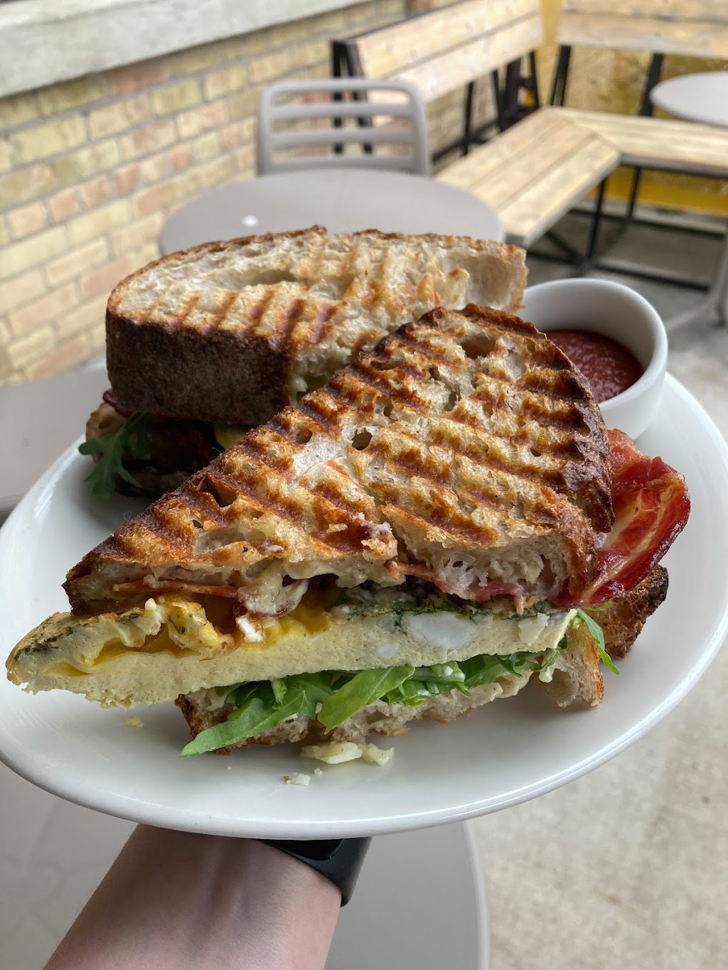 Detour Cafe Paris | 31 Mechanic St #102, Paris, ON N3L 1K1, Canada | Phone: (519) 442-0722