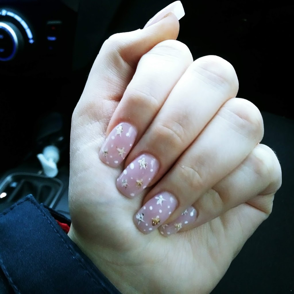 LB Nails & Spa | 301 Thorold Rd #4, Welland, ON L3C 6H5, Canada | Phone: (905) 732-0777