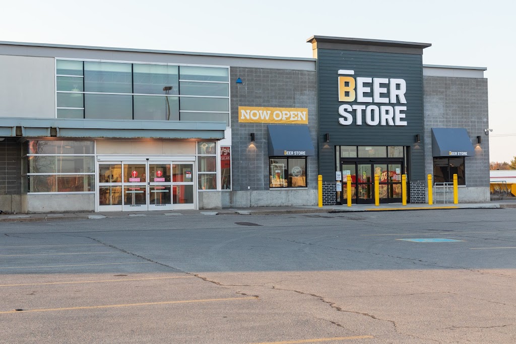 Beer Store | 167 Bell Blvd, Belleville, ON K8P 5N8, Canada | Phone: (613) 962-2146