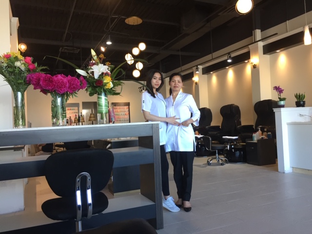Lotus Noir Ongles SPA Inc. | 2495 Boul Saint-Martin Est Suite 5, Laval, QC H7E 4X6, Canada | Phone: (450) 975-0505