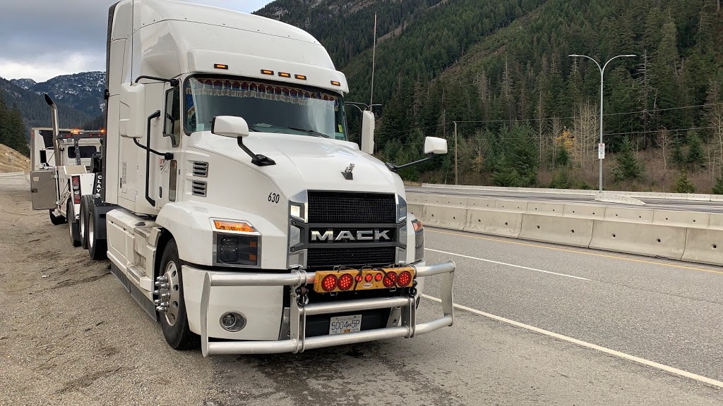 Billa Clayburn Towing Ltd. | 32812 Clayburn Rd, Abbotsford, BC V4X 1W7, Canada | Phone: (604) 832-1200
