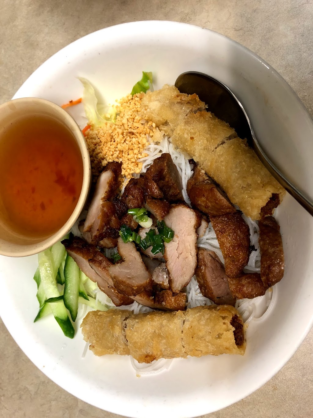 Hot Wok Asian Restaurant | 304 Stonebridge Blvd Suite 30, Saskatoon, SK S7T 0J1, Canada | Phone: (306) 978-1228