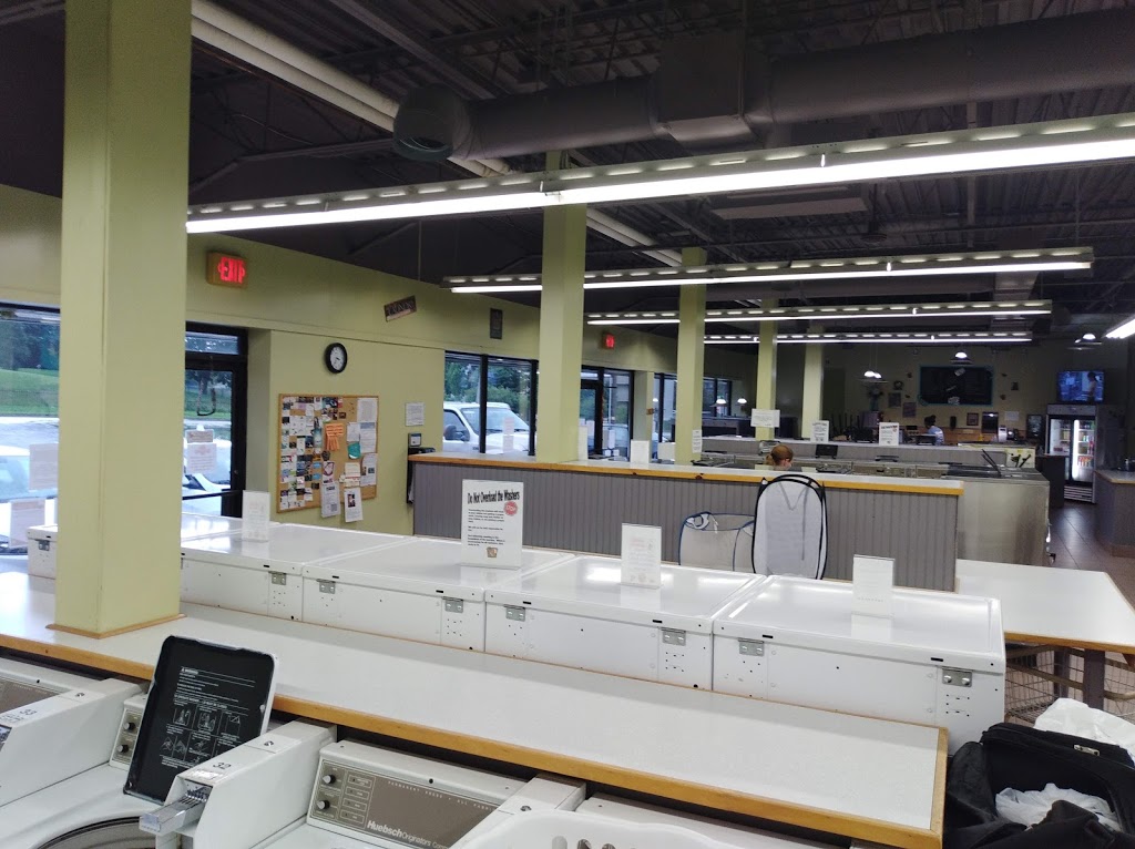 Tommy Suds Laundry Centre | 79 Commissioners Rd W, London, ON N6J 4H9, Canada | Phone: (519) 679-7428