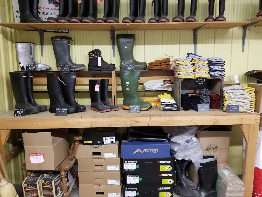 Finchams Harness & Feed | 61 Ontario St, Burks Falls, ON P0A 1C0, Canada | Phone: (705) 382-2544
