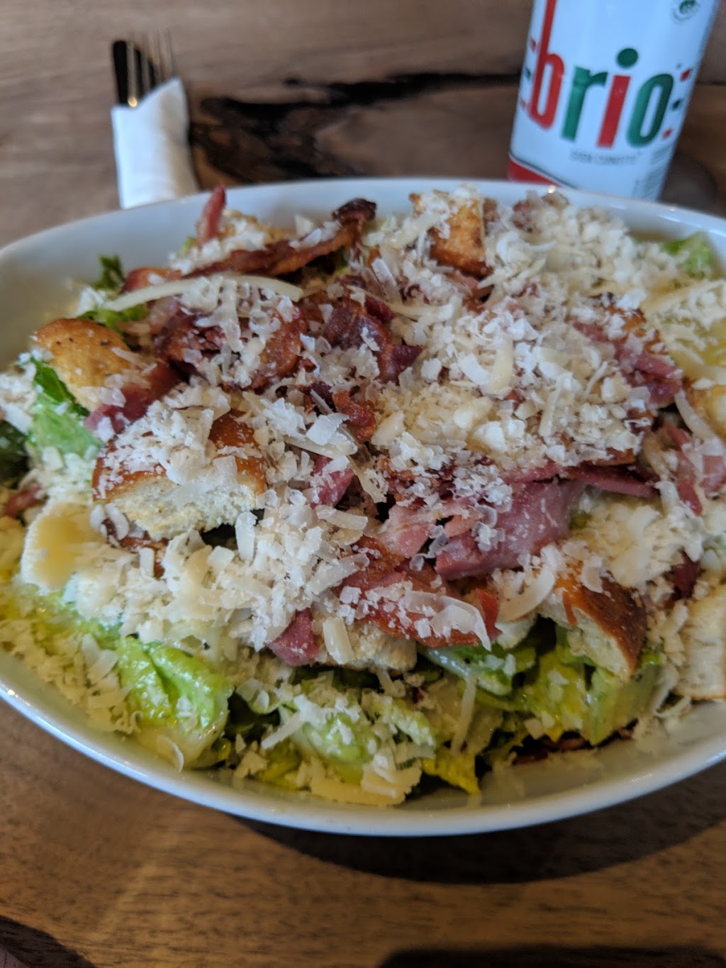 FBI Pizza | 2336 Lake Shore Blvd W, Etobicoke, ON M8V 1B6, Canada | Phone: (416) 251-0101