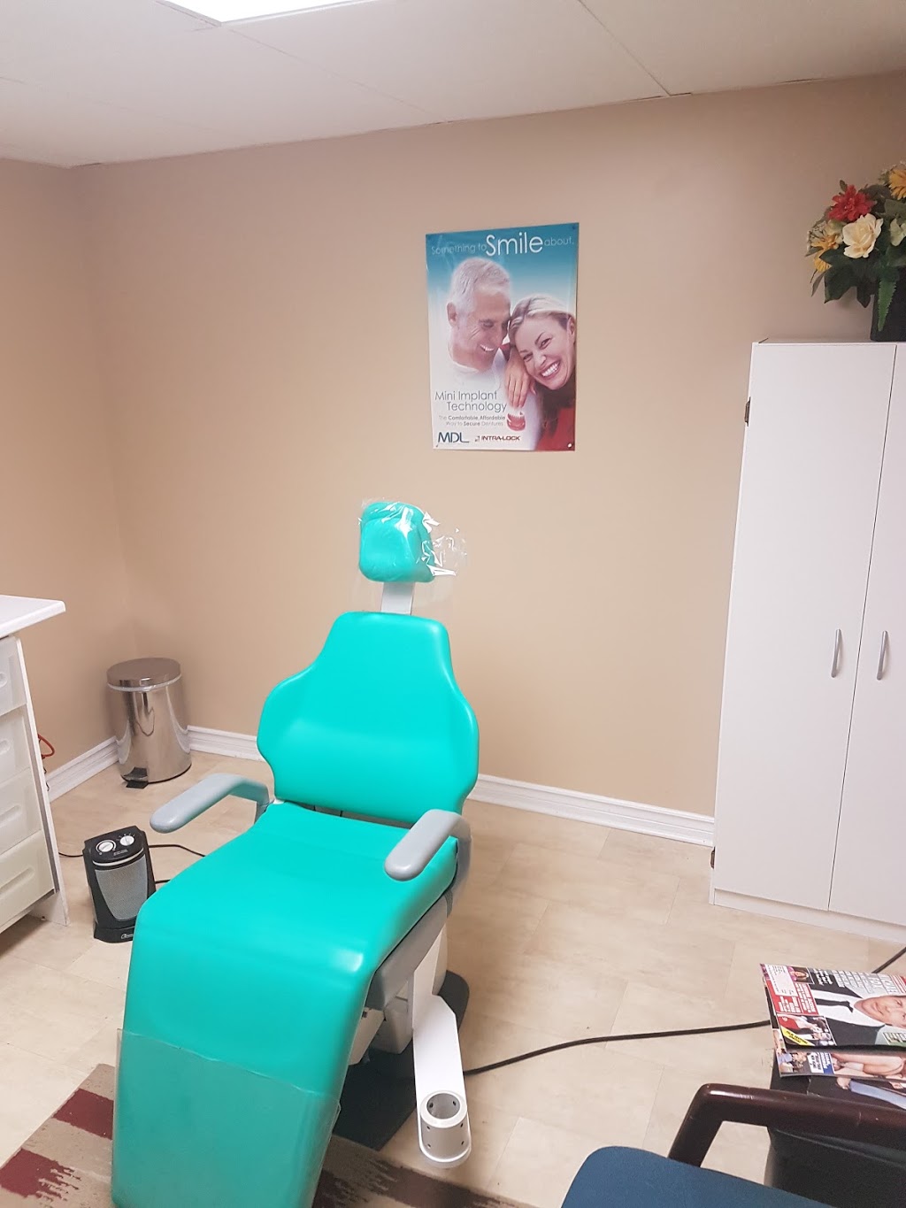 Smiles Denture Care Centre | 1480 Huron Street, Lower Level, London, ON N5V 2E5, Canada | Phone: (519) 457-2800