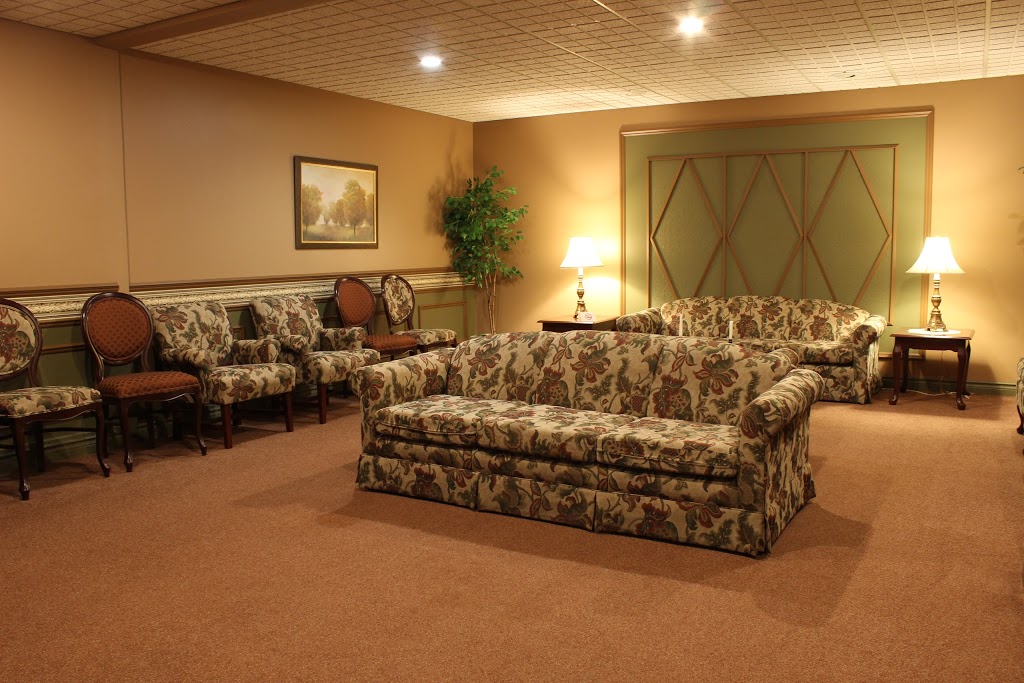 E Montpetit | 315 Rue Danis, Salaberry-de-Valleyfield, QC J6S 1M1, Canada | Phone: (450) 373-3511