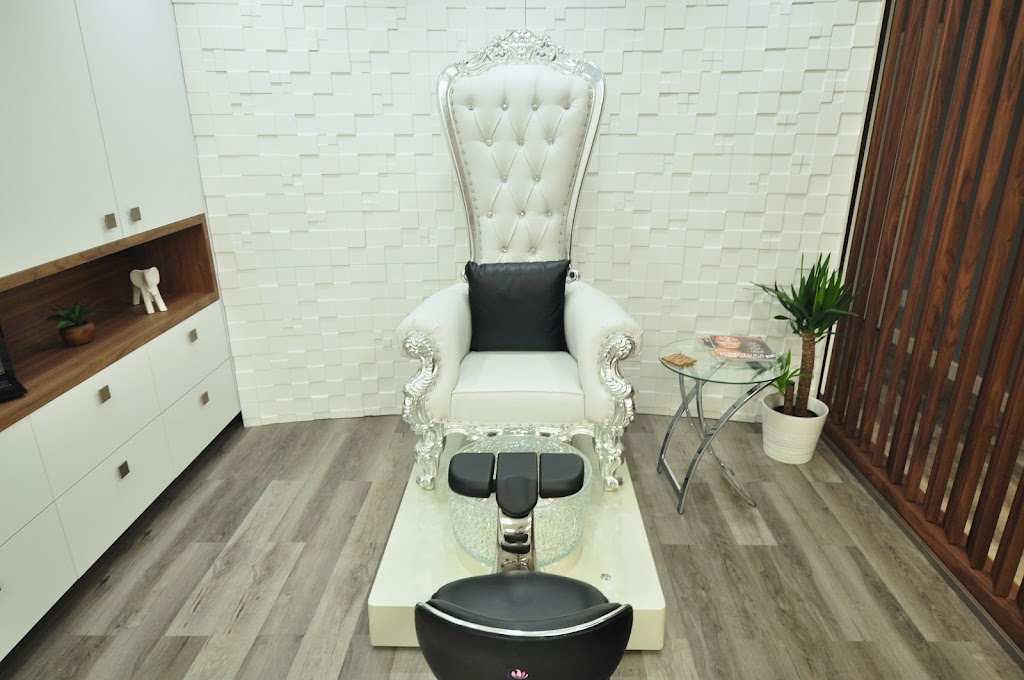 Monica’s Beauty Care Inc. | 1560 Yonge St. Delisle Court, Suite 240, Second Floor, Toronto, ON M4T 2S9, Canada | Phone: (416) 910-6282