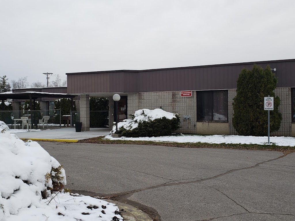 Burnbrae Gardens | 320 Burnbrae Rd E, Campbellford, ON K0L 1L0, Canada | Phone: (705) 653-4100